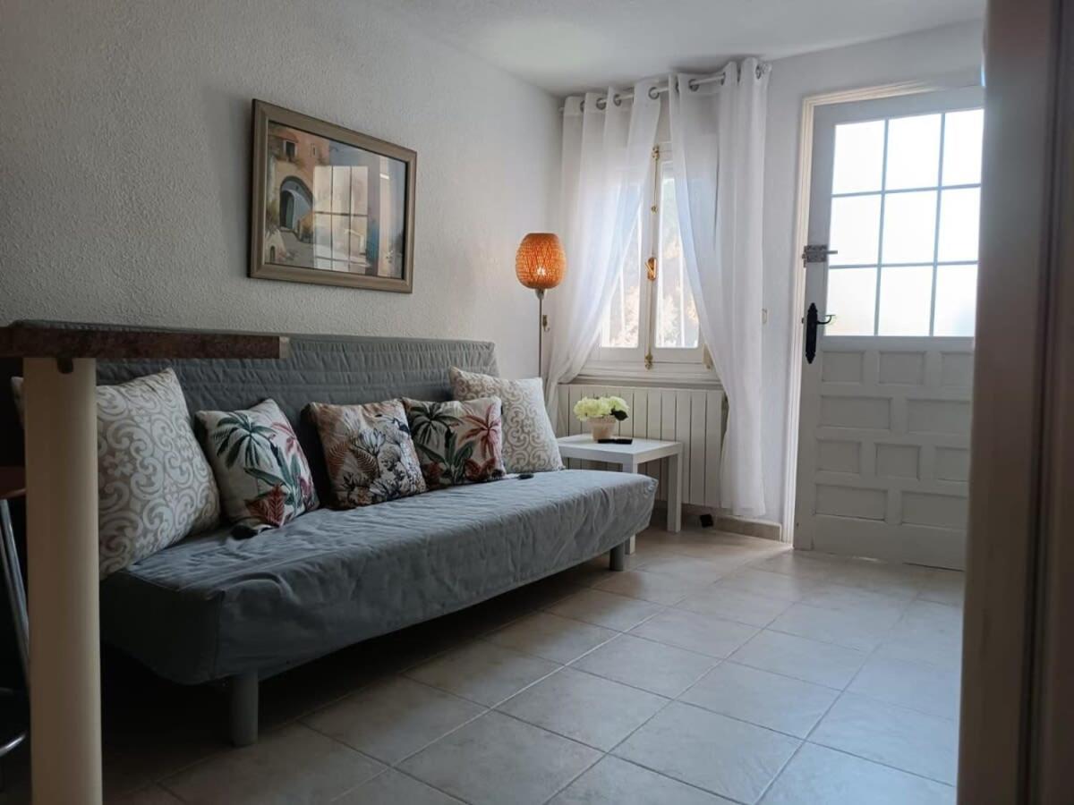 Quaint Ground Floor Apartment With Pool Lb1 Torrevieja Exterior photo