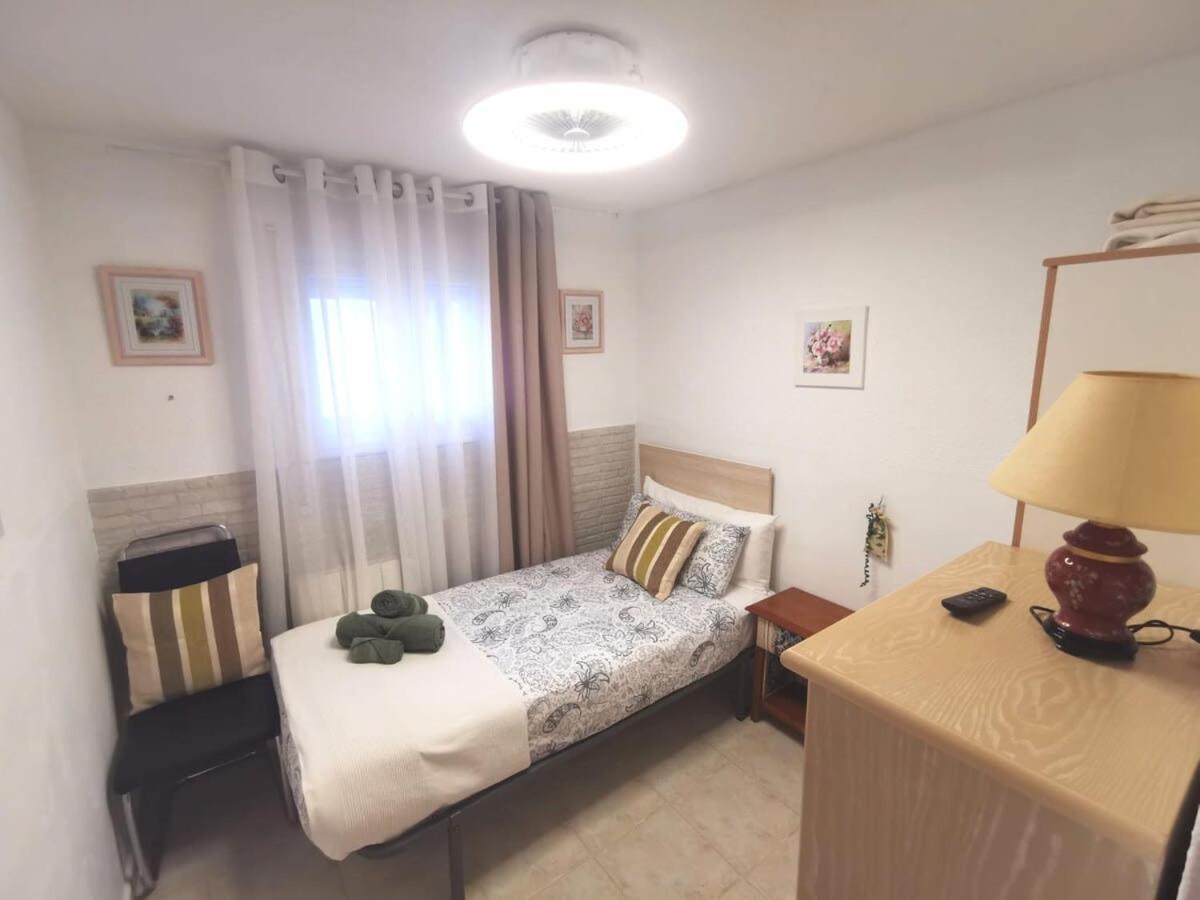 Quaint Ground Floor Apartment With Pool Lb1 Torrevieja Exterior photo