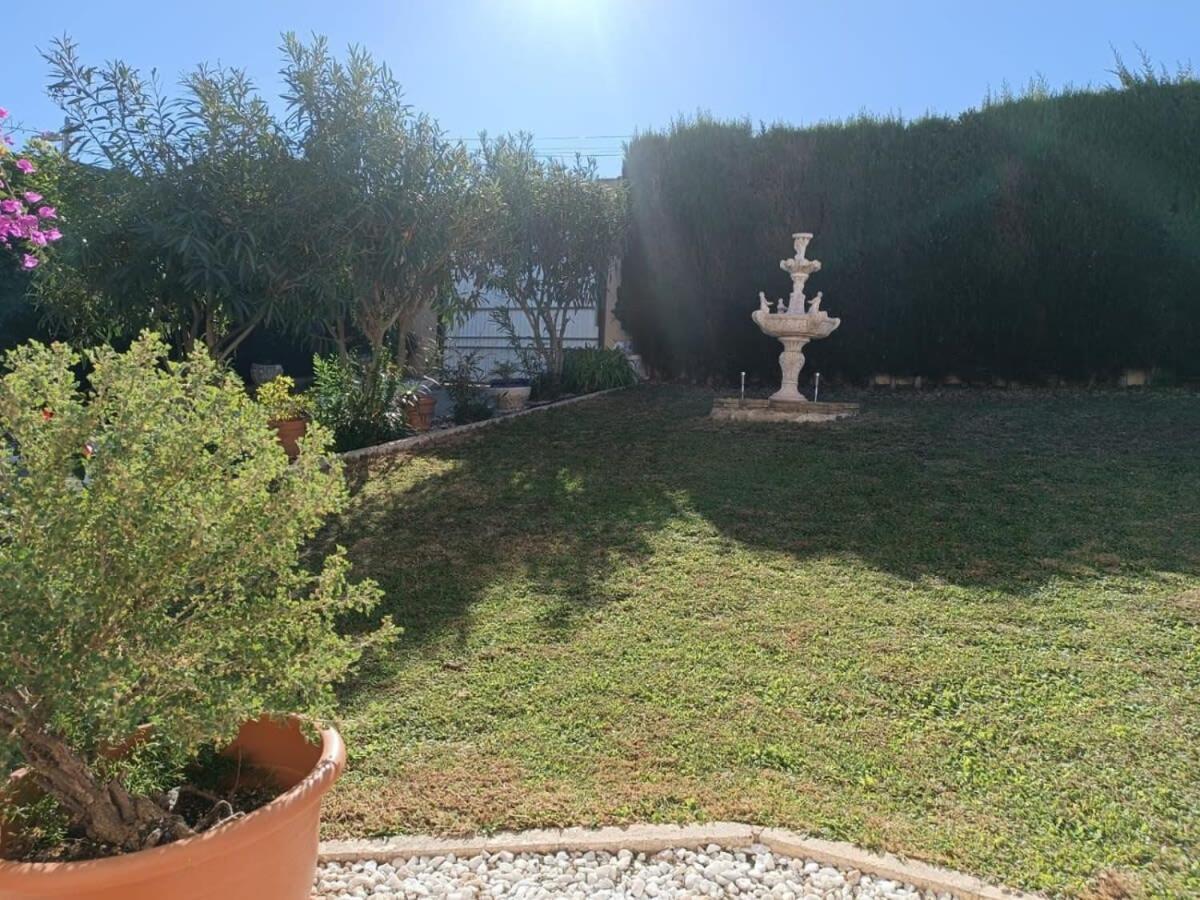 Quaint Ground Floor Apartment With Pool Lb1 Torrevieja Exterior photo